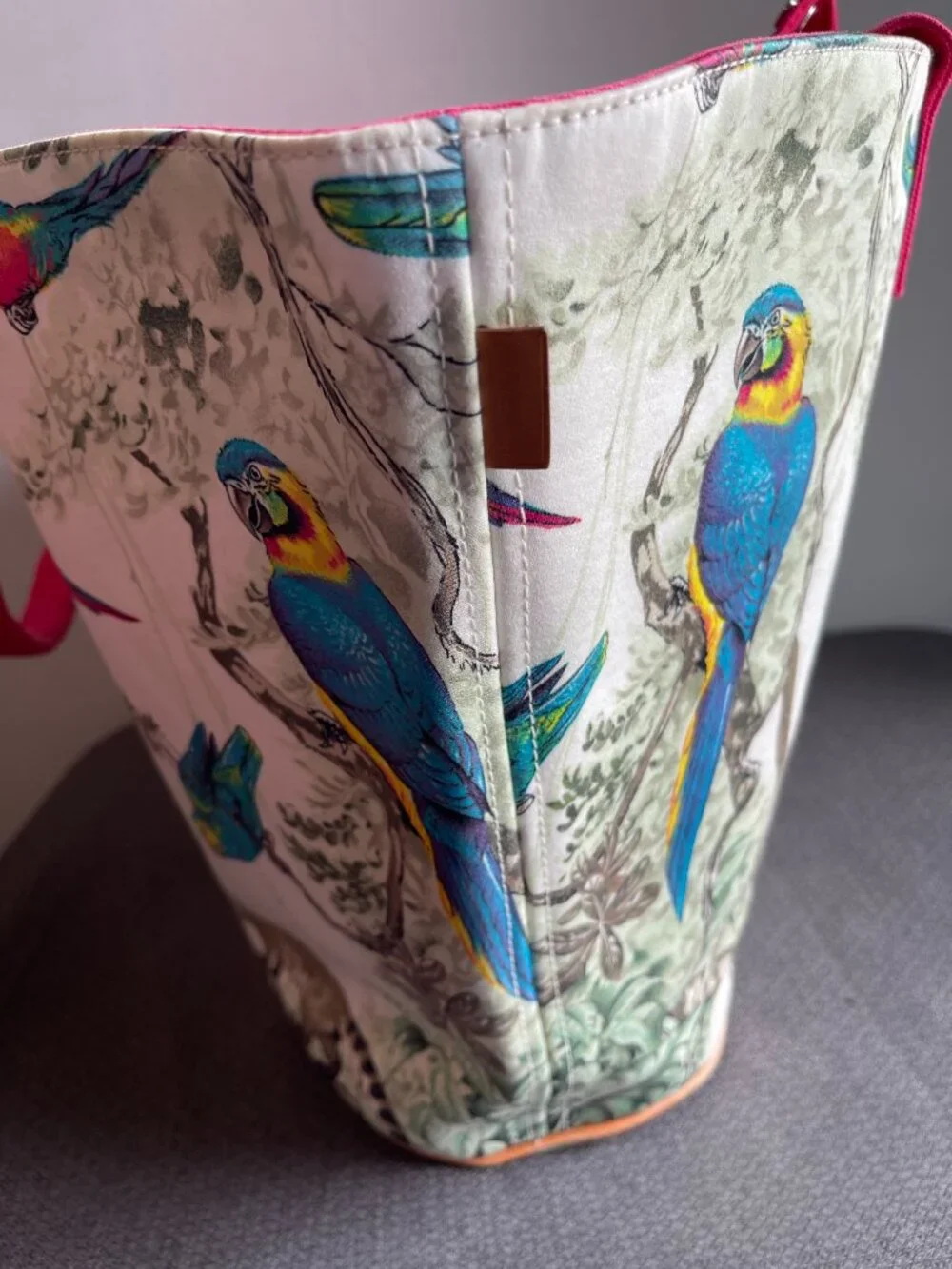 Hermes hermès equateur